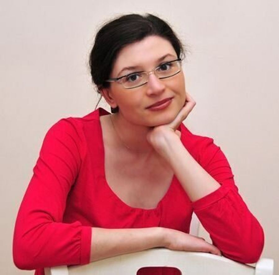 Евгения Колмакова — дерматовенеролог, косметолог